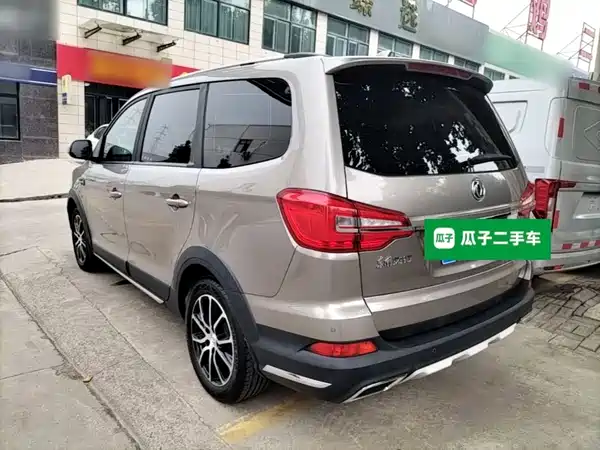 Dongfeng Fengxing SX6 2020