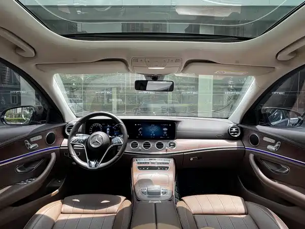 Mercedes-Benz E-Class 2022