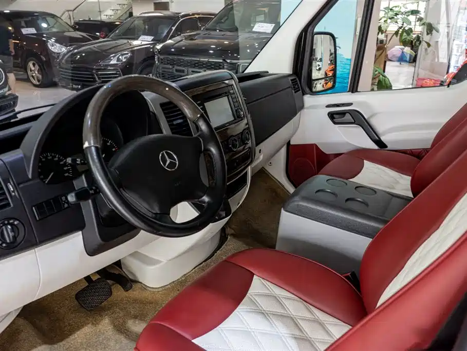 Mercedes-Benz Sprinter 2015 — фото 6