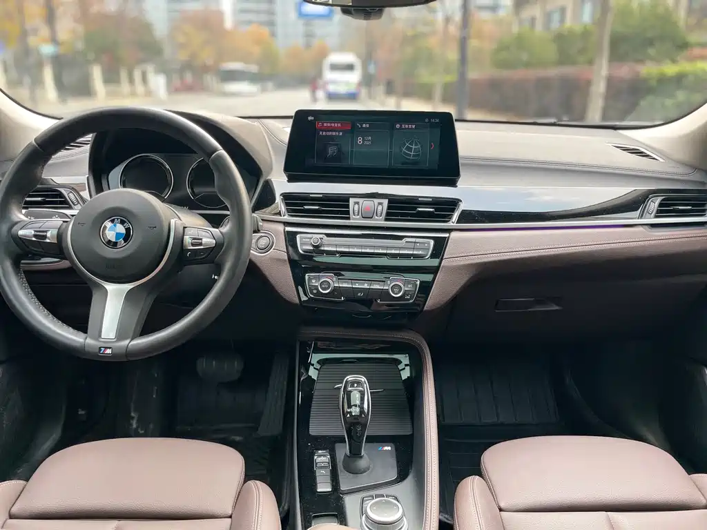 BMW X2 2021 — фото 8