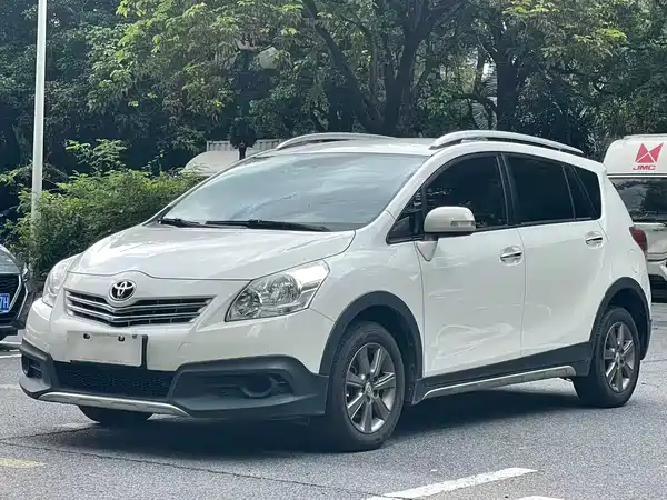 Toyota Yizhi 2016