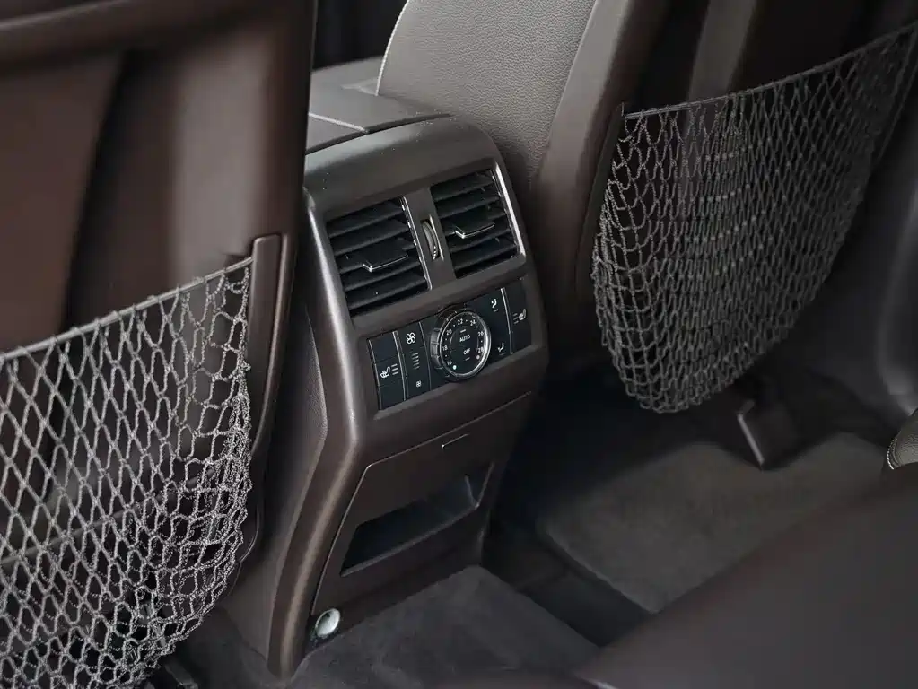 Mercedes-Benz GLS 2016 — фото 15