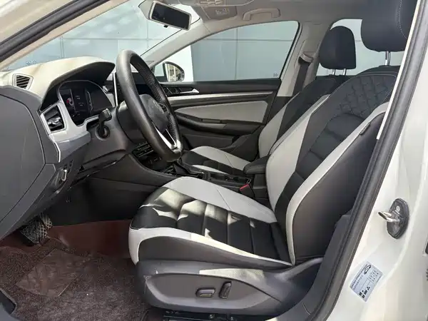 Volkswagen Bora 2024