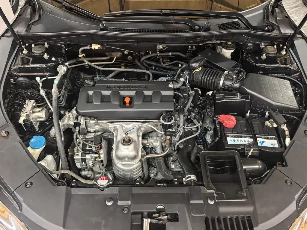 Honda Accord 2018 — фото 16