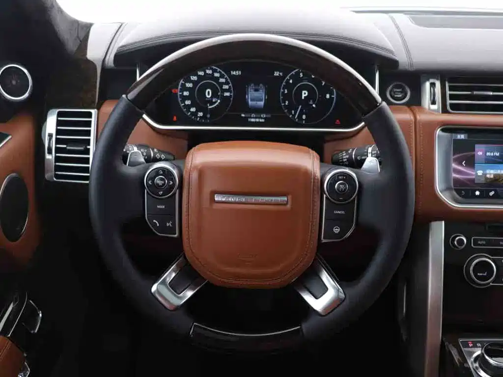 Land Rover Range Rover 2018 — фото 7