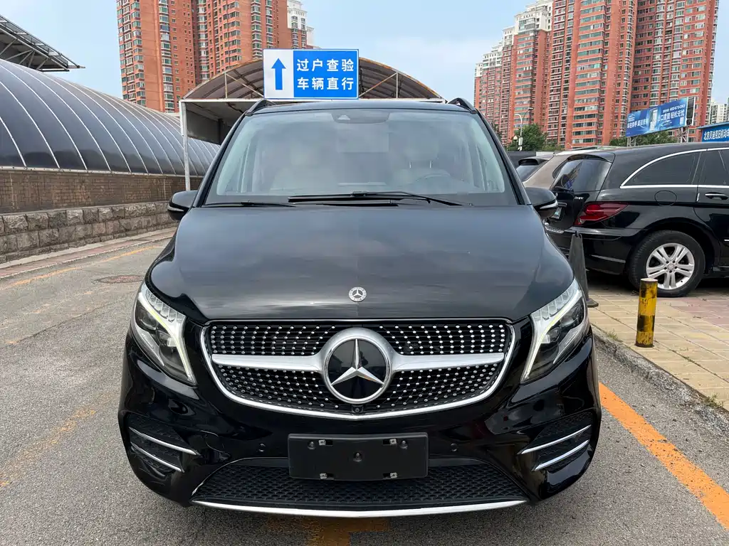 Mercedes-Benz V-Class 2020 — фото 2