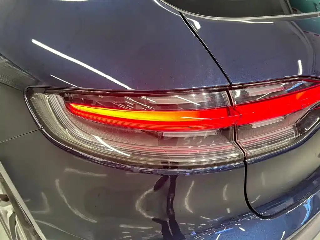 Porsche Macan 2023 — фото 22