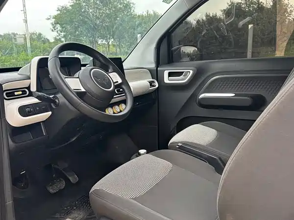 Wuling Hongguang MINIEV 2025
