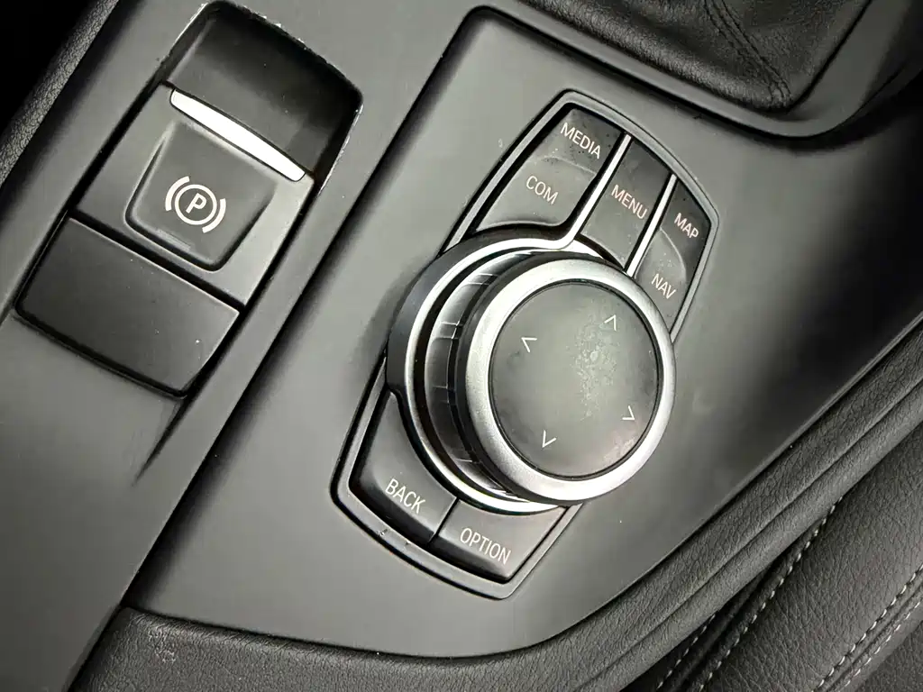 BMW X1 2019 — фото 18