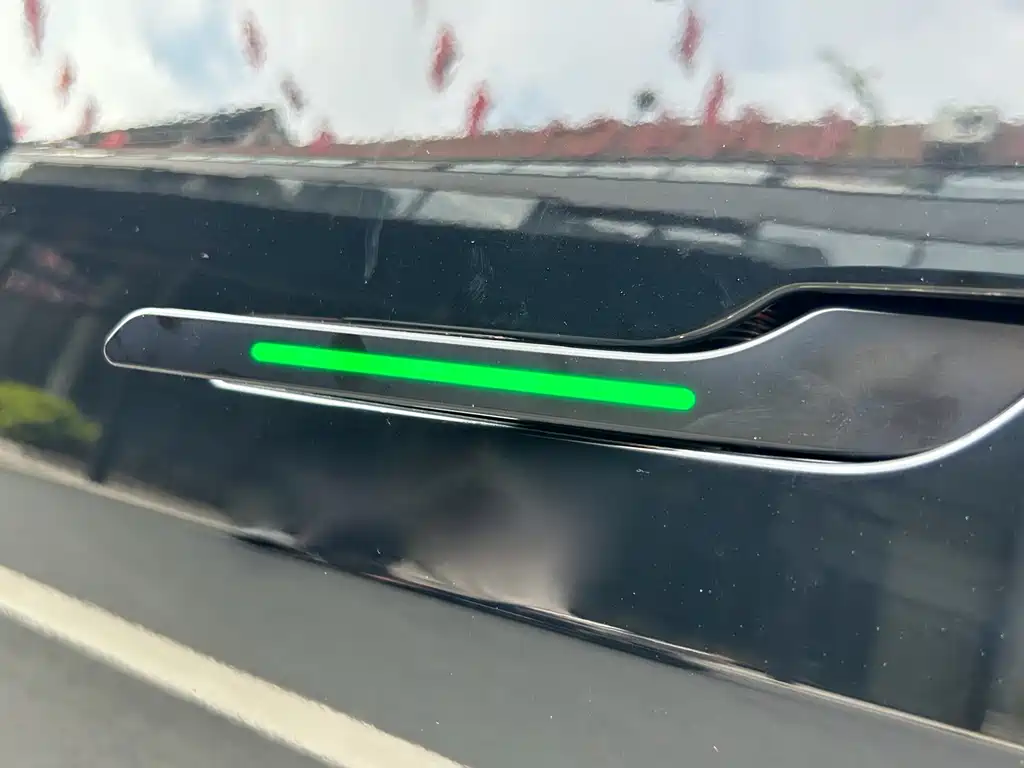 Tesla Model Y 2021 — фото 15