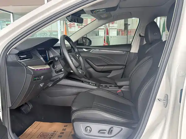Skoda Octavia 2023