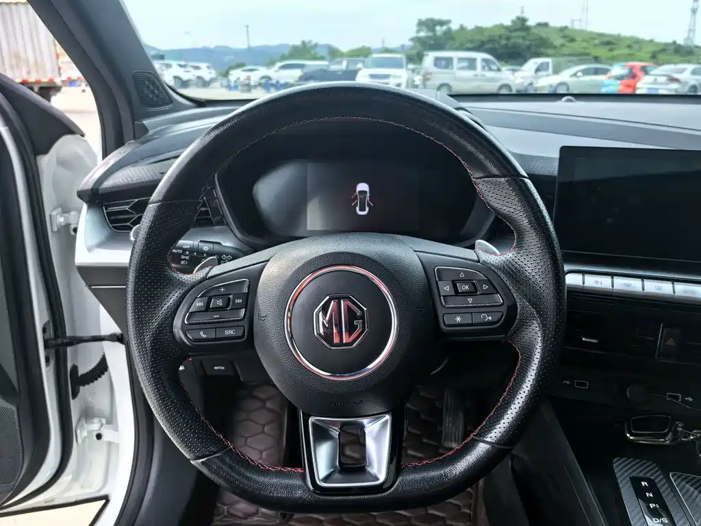 MG MG5 2021