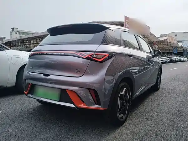 BYD Dolphin 2022