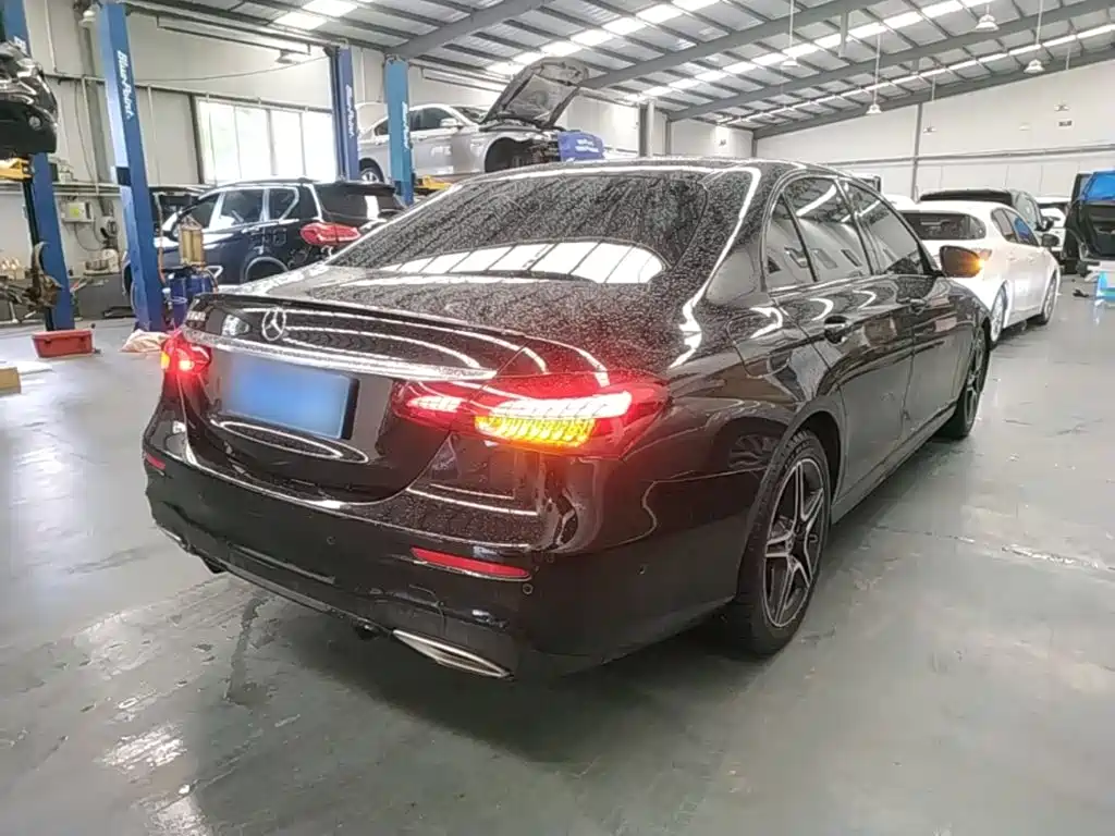 Mercedes-Benz E-Class 2021