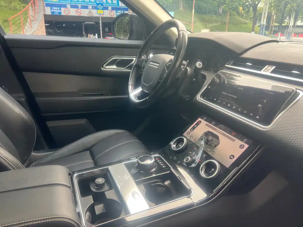 Land Rover Range Rover Velar 2017 — фото 15