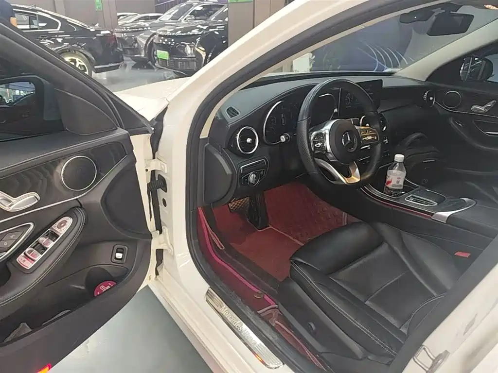 Mercedes-Benz C-Class 2021 — фото 16