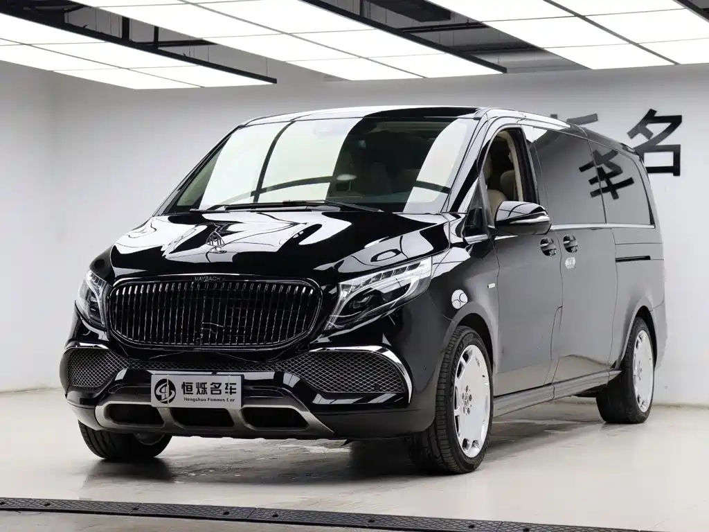 Mercedes-Benz V-Class 2021 — фото 29