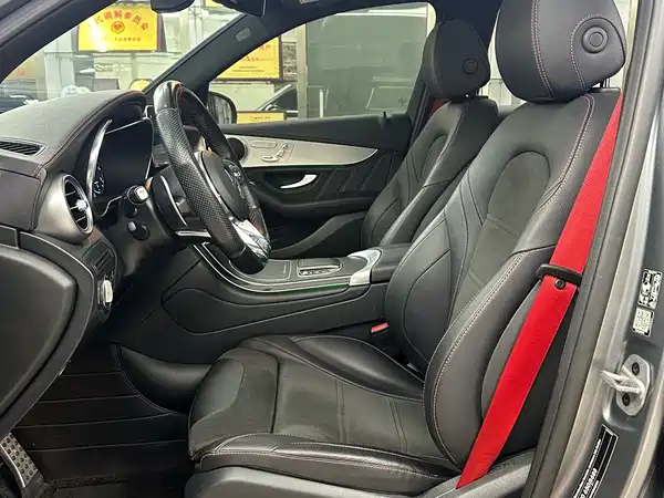 Mercedes-Benz GLC AMG 2022