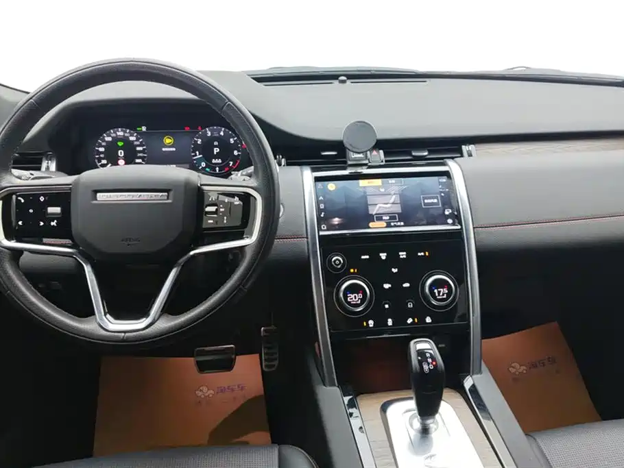 Land Rover Discovery Sport 2023 — фото 12