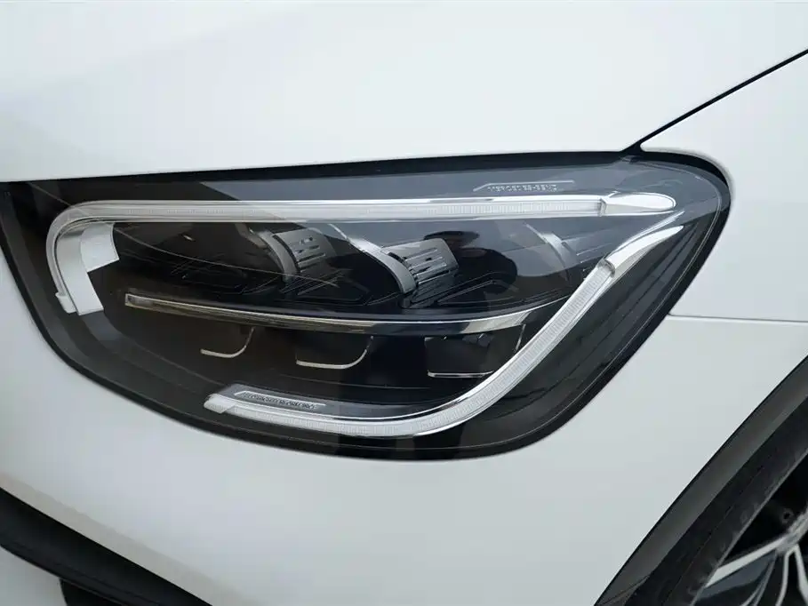 Mercedes-Benz GLC 2020 — фото 12