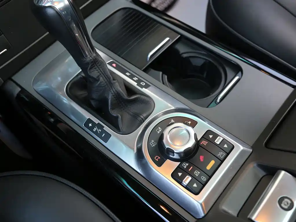 Land Rover Range Rover 2012 — фото 14