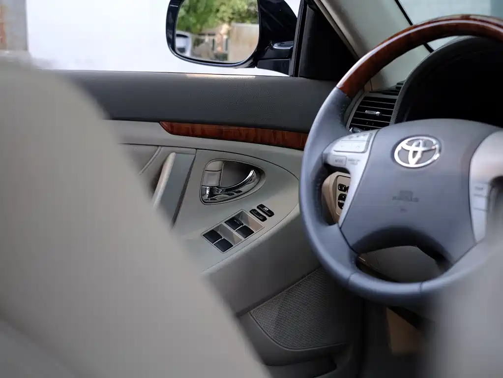 Toyota Camry 2008 — фото 41