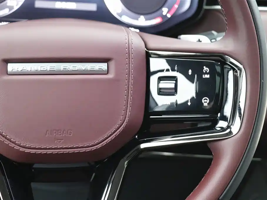 Land Rover Sport 2024 — фото 17
