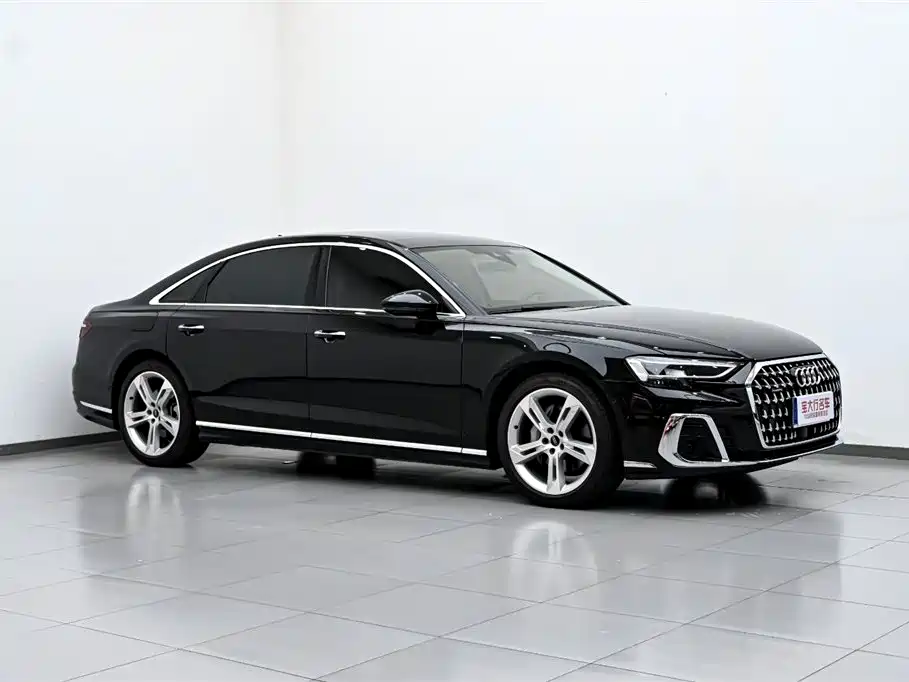 Audi A8 2023