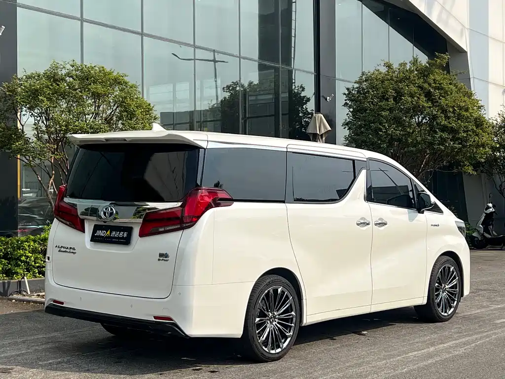 Toyota Alphard 2020 — фото 7