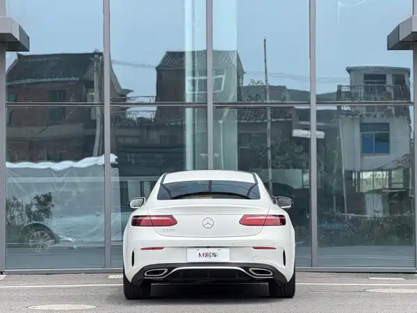 Mercedes-Benz E-Class 2024