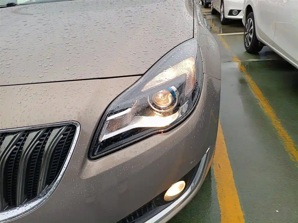 Buick Regal 2015 — фото 24
