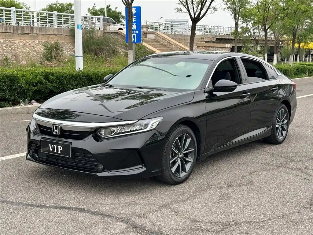 Honda Inspire 2023 — фото 1