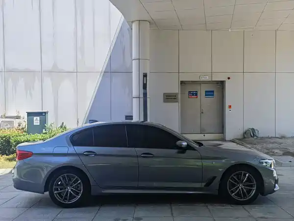 BMW 5 Series 2019