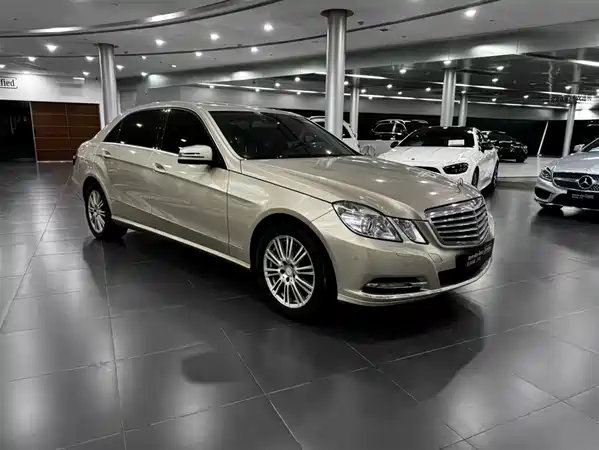 Mercedes-Benz E-Class 2012