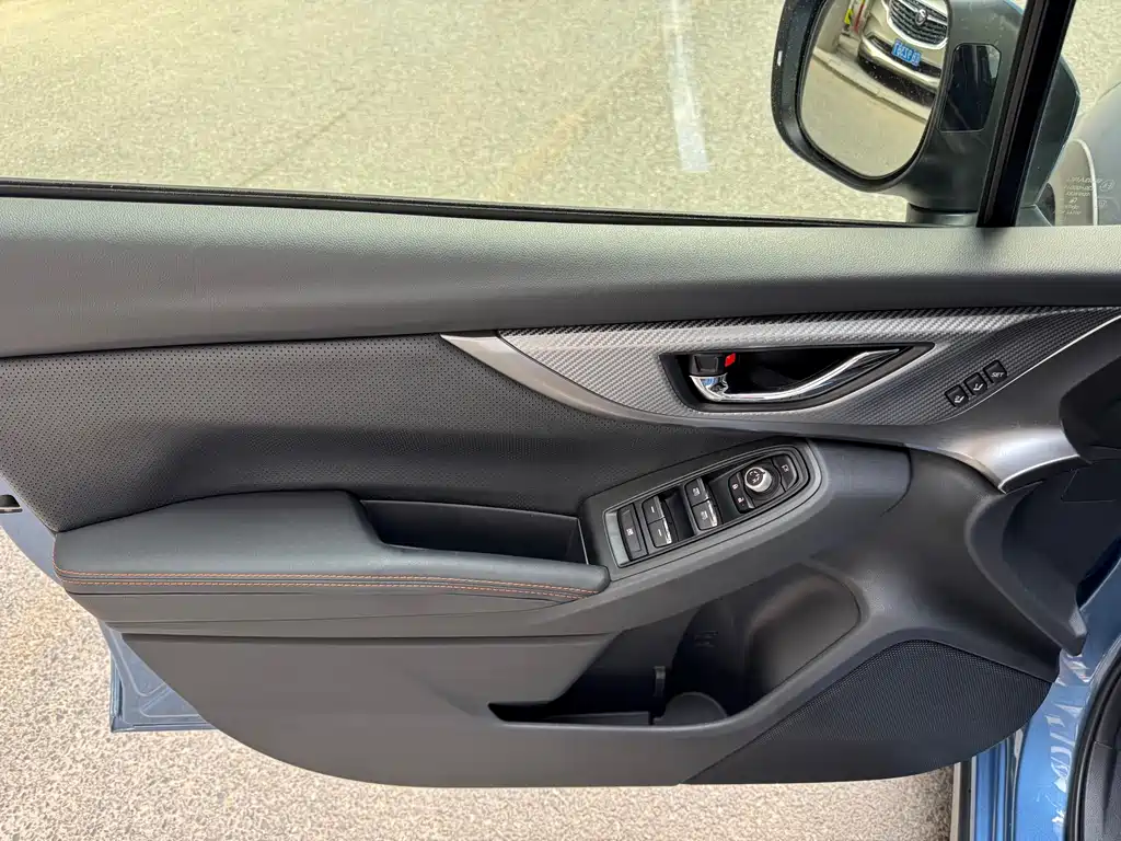 Subaru XV 2023 — фото 12