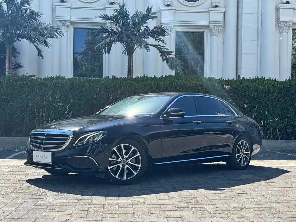 Mercedes-Benz E-Class 2019 — фото 1