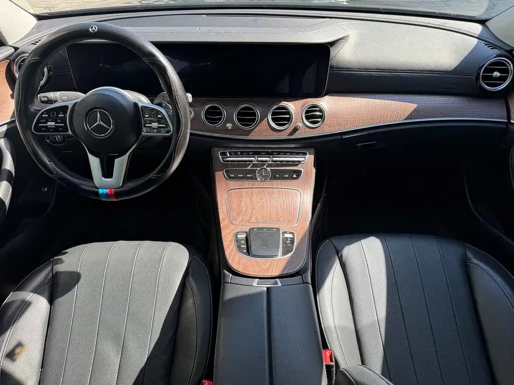 Mercedes-Benz E-Class 2019 — фото 7