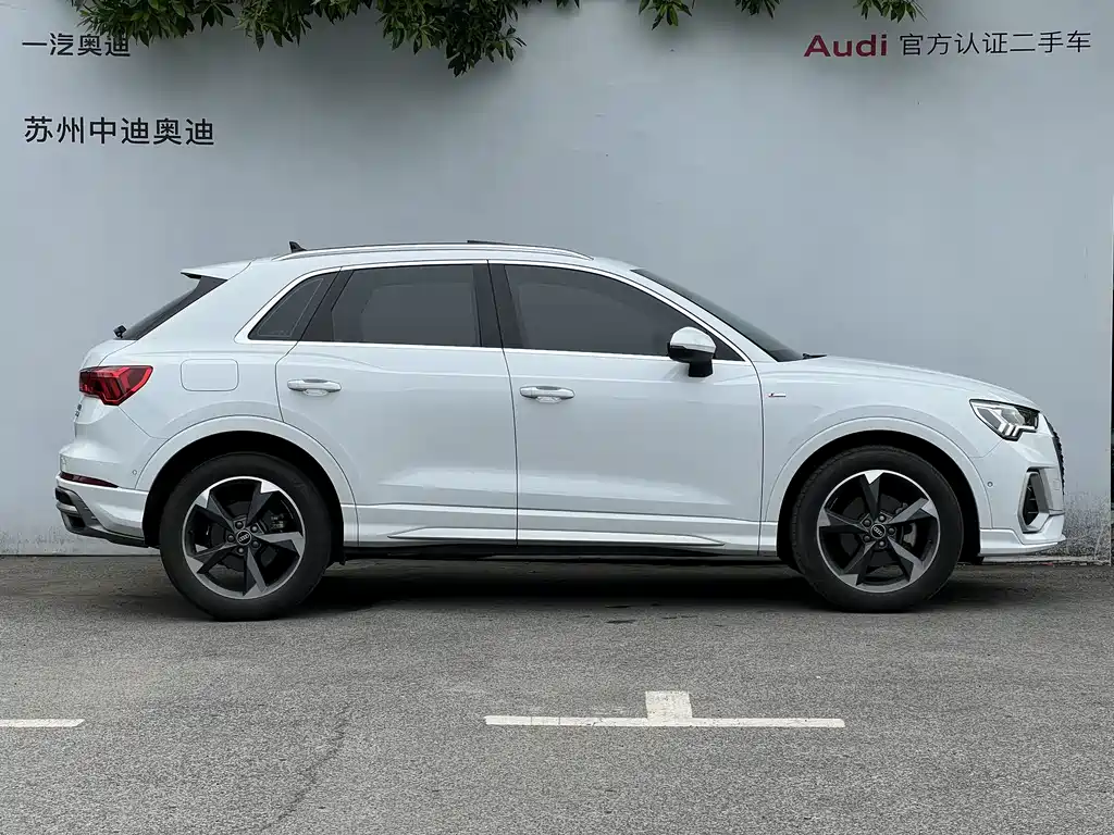Audi Q3 2022 — фото 3