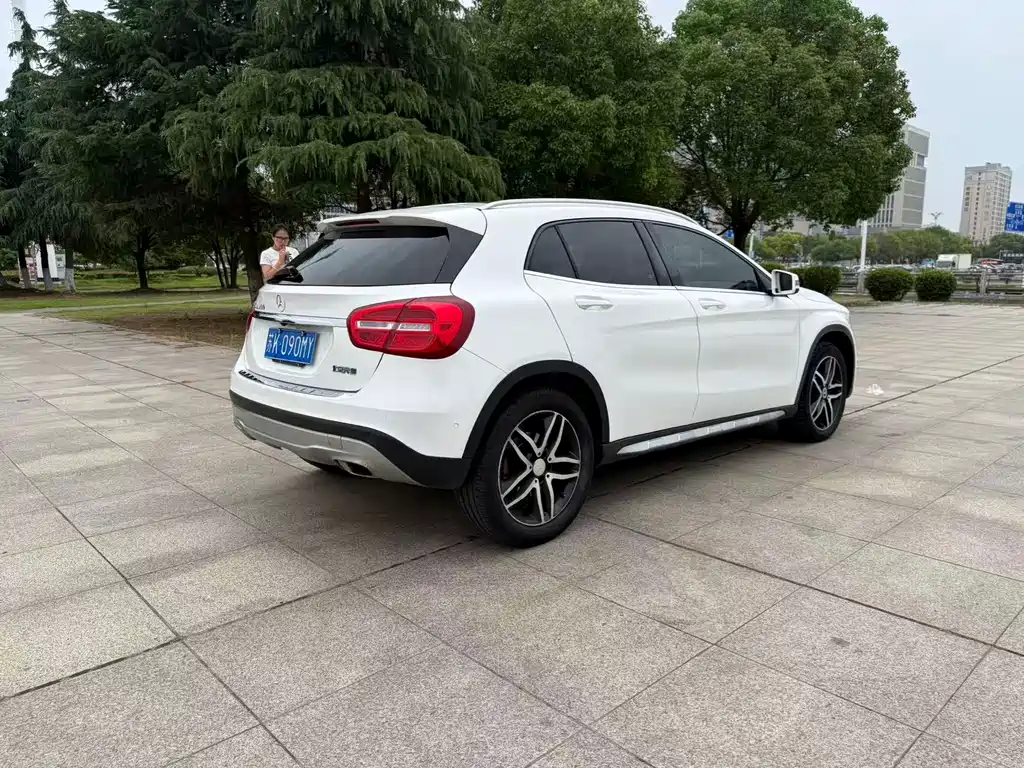 Mercedes-Benz GLA 2015 — фото 7