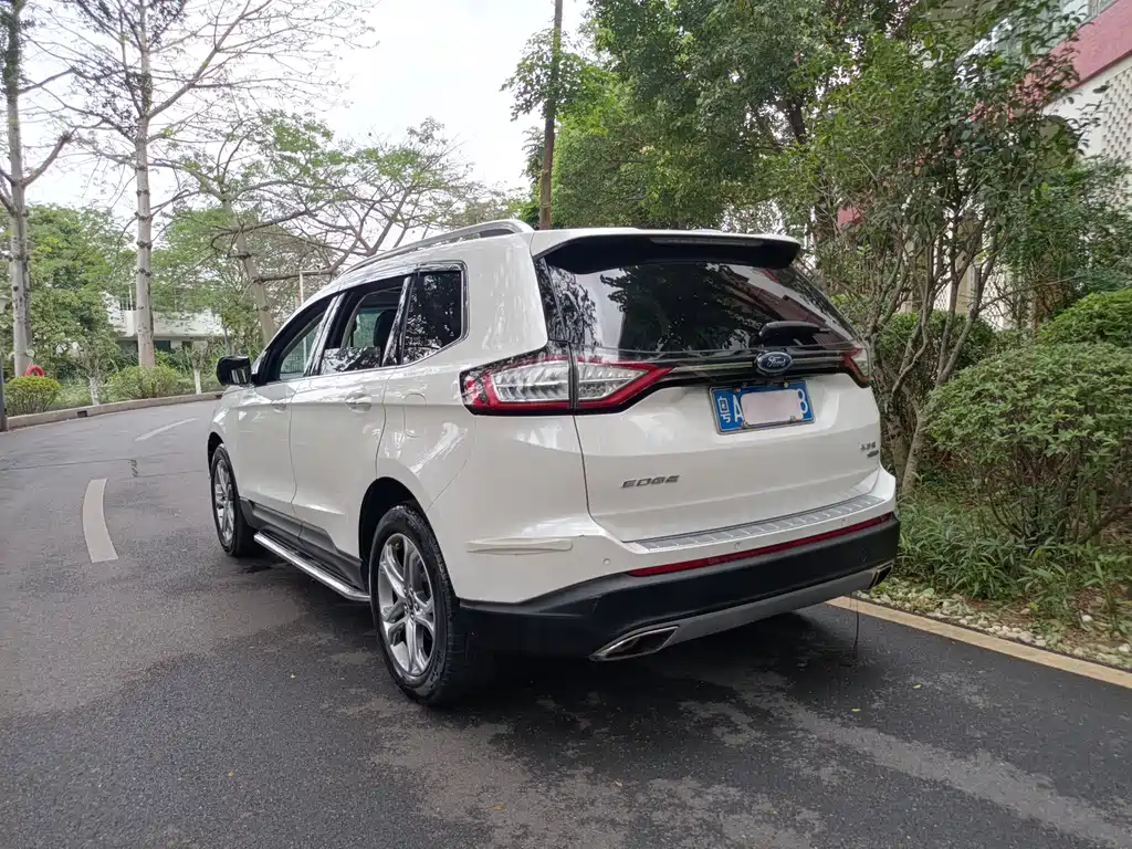 Ford Edge 2018 — фото 4