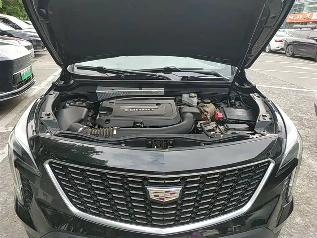 Cadillac XT4 2018 — фото 16
