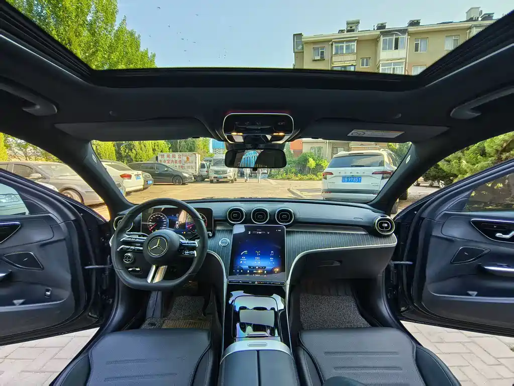 Mercedes-Benz C-Class 2022 — фото 13