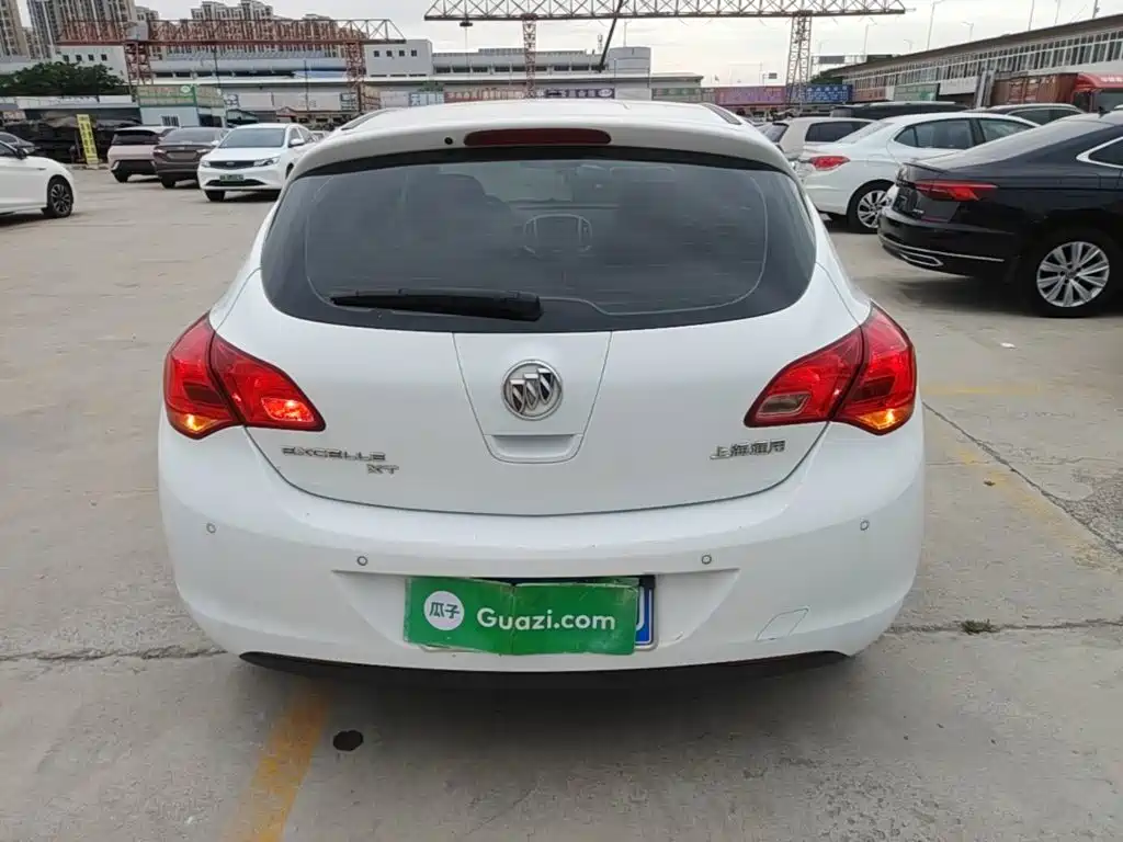 Buick Excelle 2015