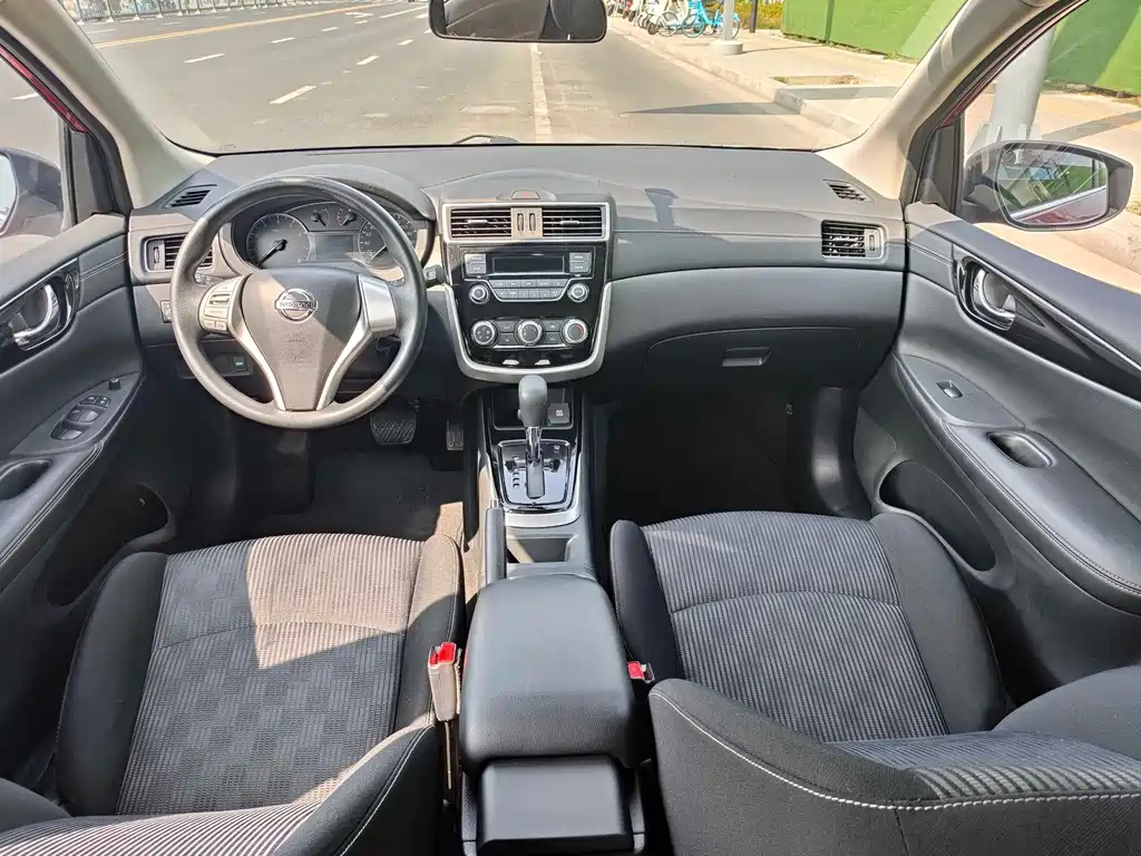 Nissan Tiida 2019 — фото 13