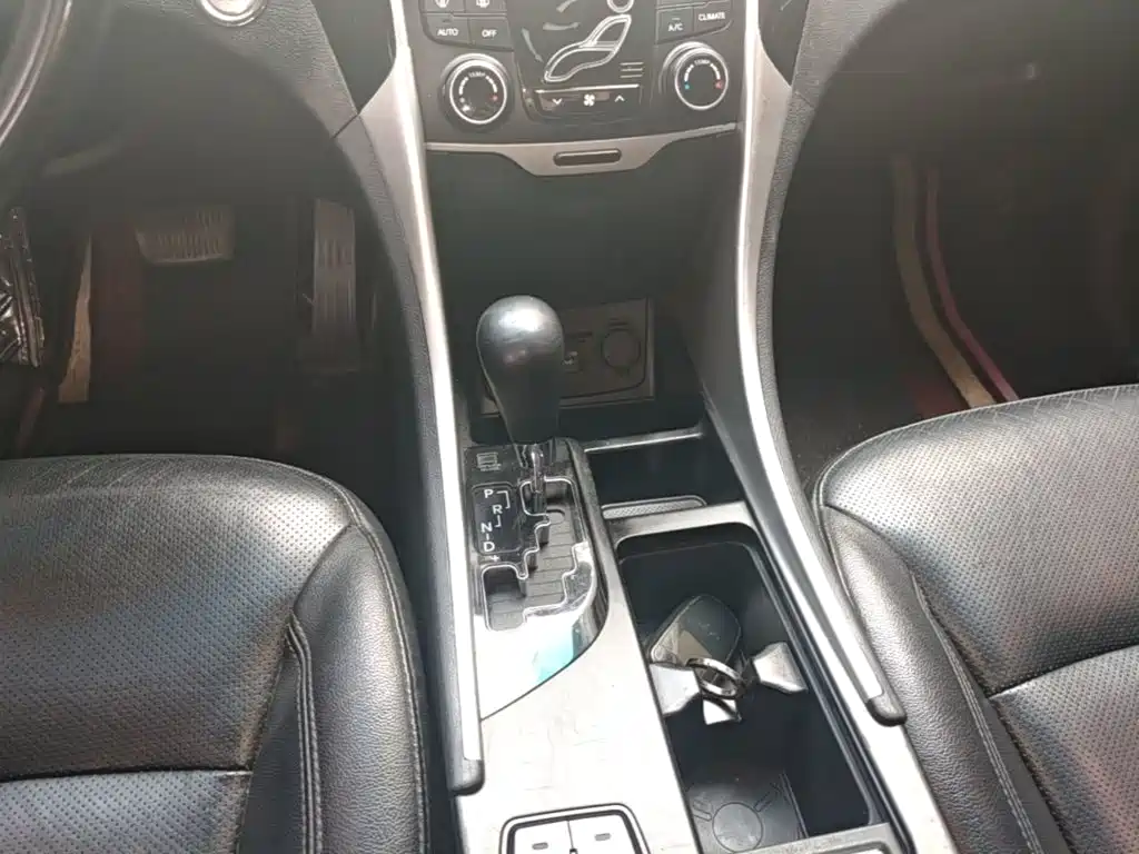 Hyundai Sonata 2017 — фото 14