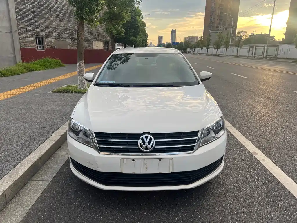 Volkswagen Lavida 2014