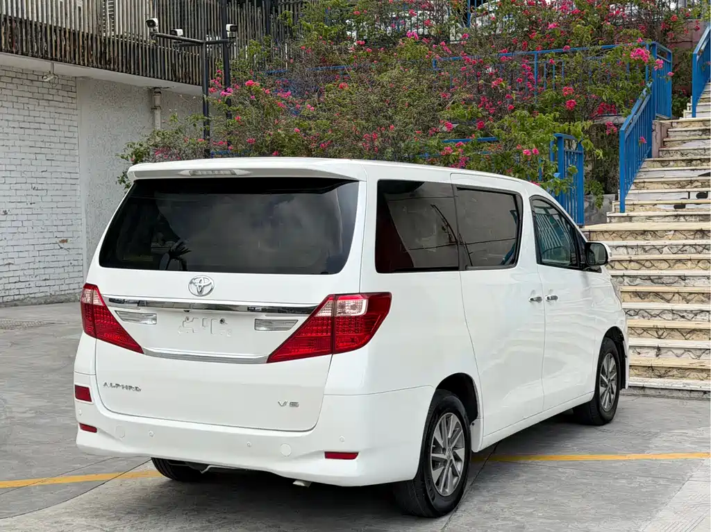 Toyota Alphard 2013 — фото 3