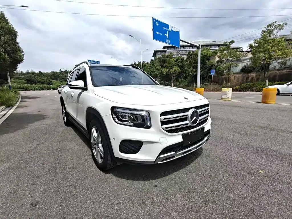Mercedes-Benz GLB 2022 — фото 3