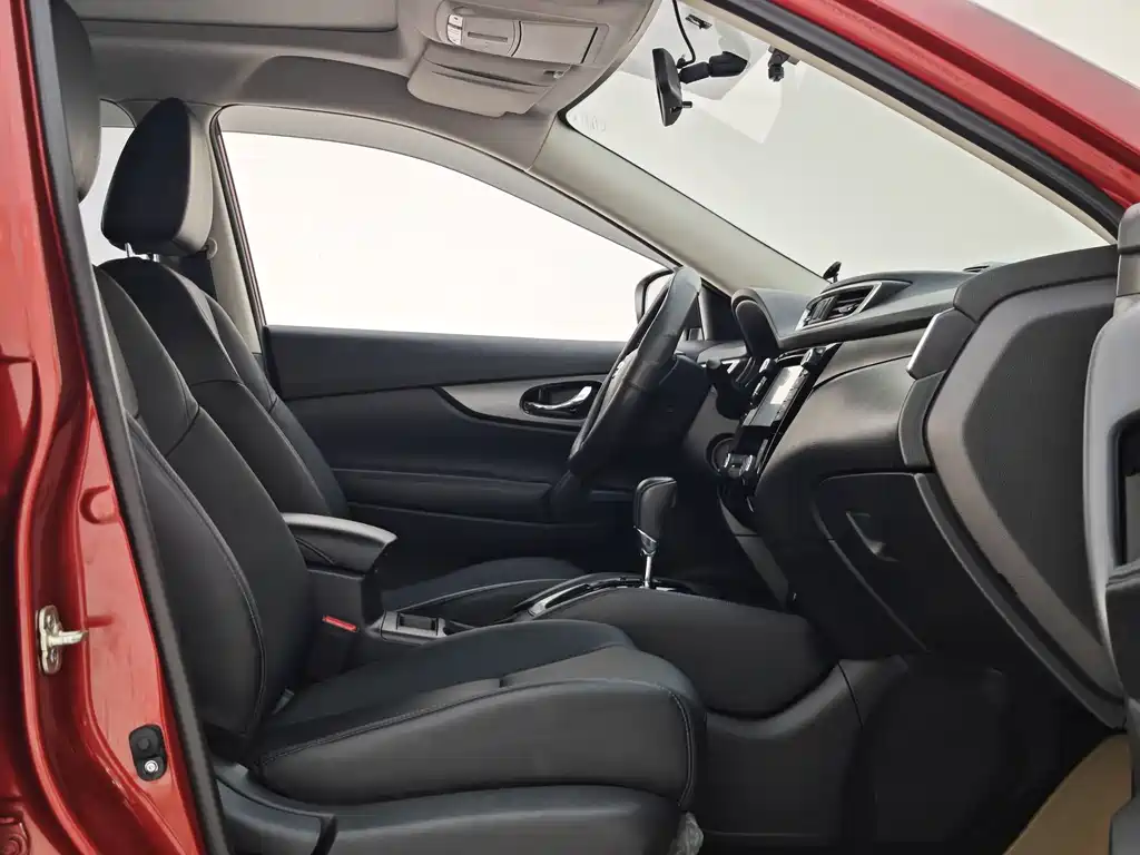 Nissan X-Trail 2015 — фото 10