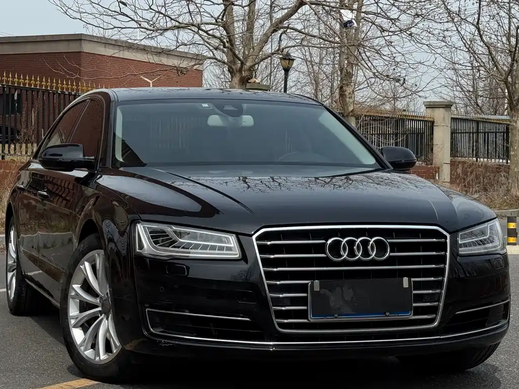 Audi A8 2016 — фото 3
